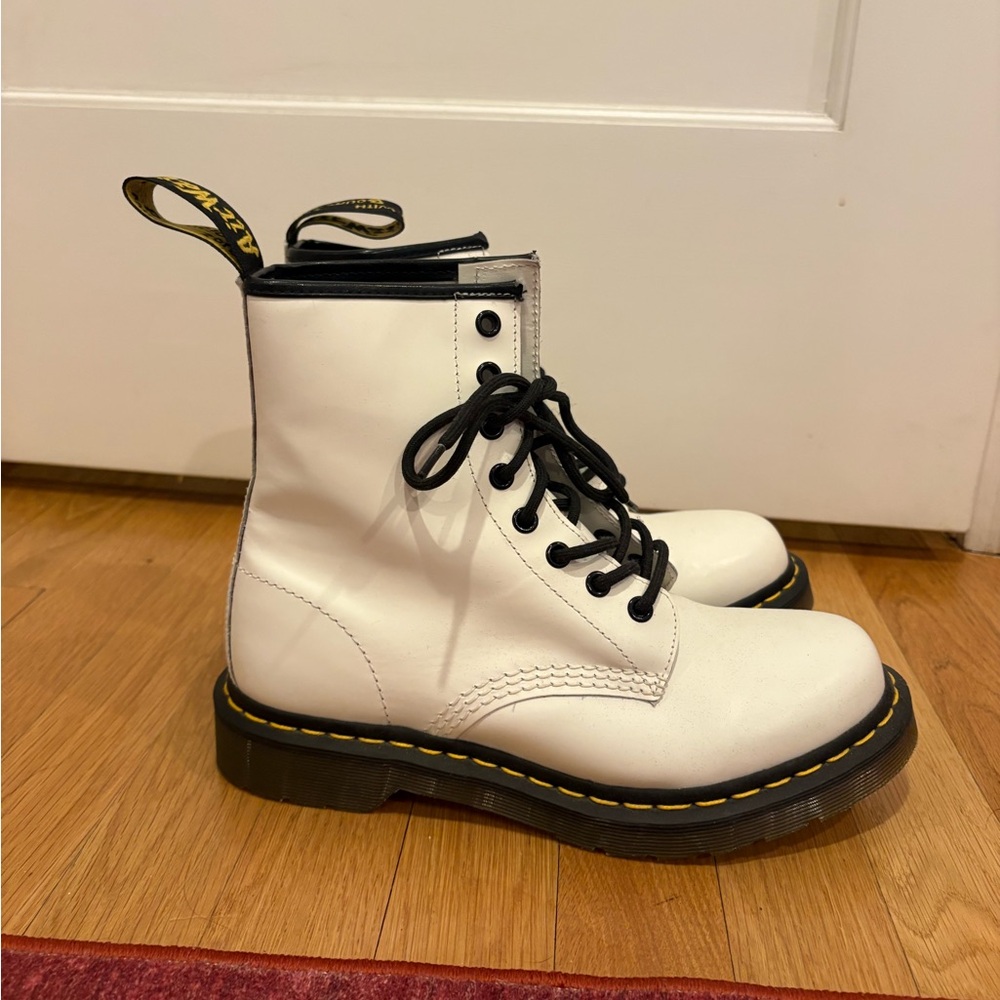 White Lace-Up doc martens